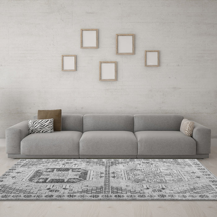 Machine Washable Abstract Gray Modern Rug in a Living Room,, wshabs4634gry