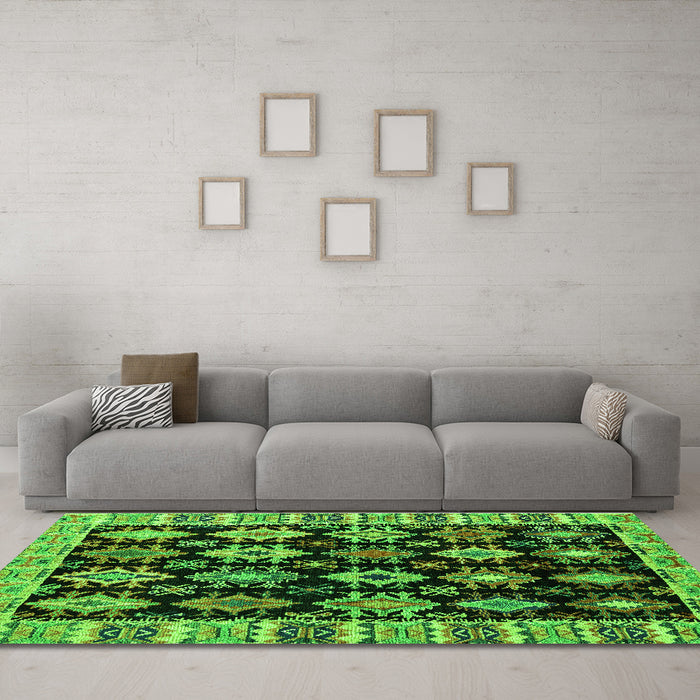 Machine Washable Abstract Green Modern Area Rugs in a Living Room,, wshabs4636grn