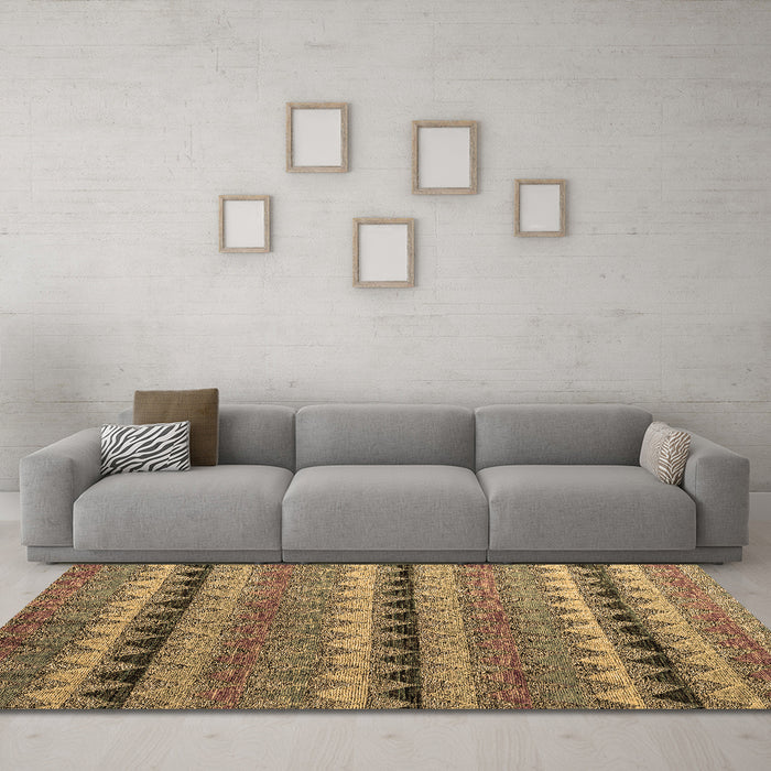 Machine Washable Abstract Brown Modern Rug in a Living Room,, wshabs4641brn