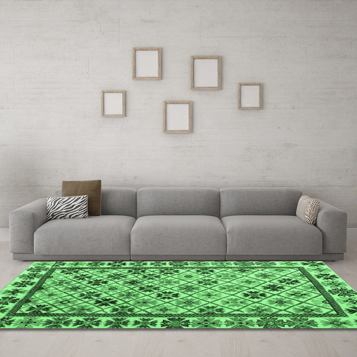 Machine Washable Abstract Emerald Green Modern Area Rugs in a Living Room,, wshabs4642emgrn