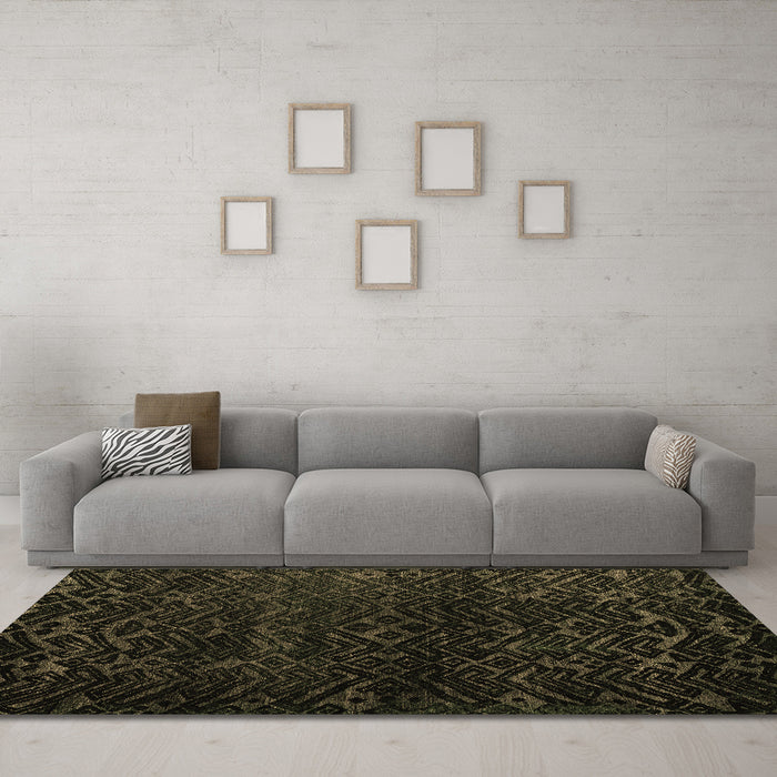 Machine Washable Abstract Brown Modern Rug in a Living Room,, wshabs4648brn