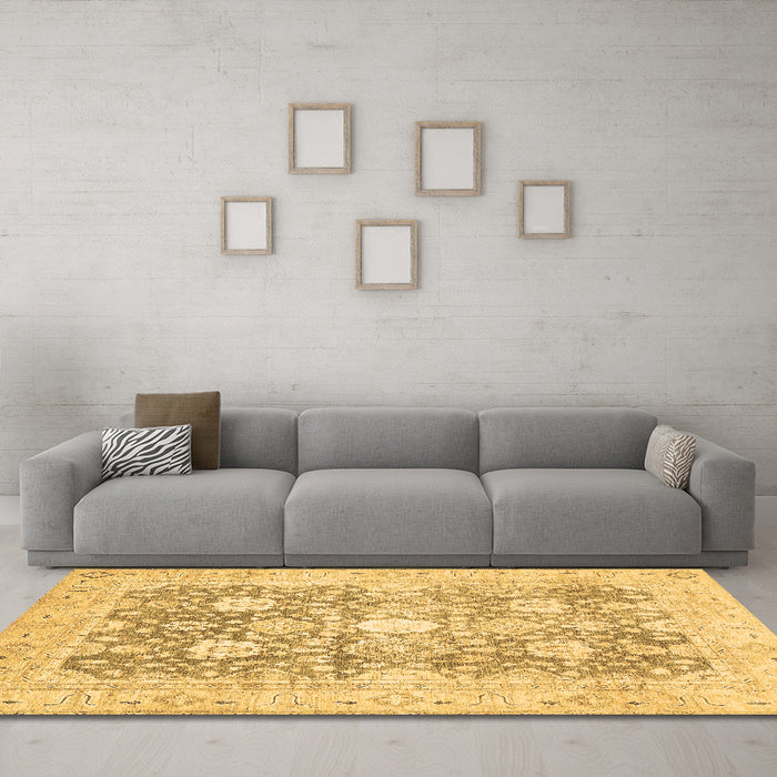 Machine Washable Abstract Brown Modern Rug in a Living Room,, wshabs464brn