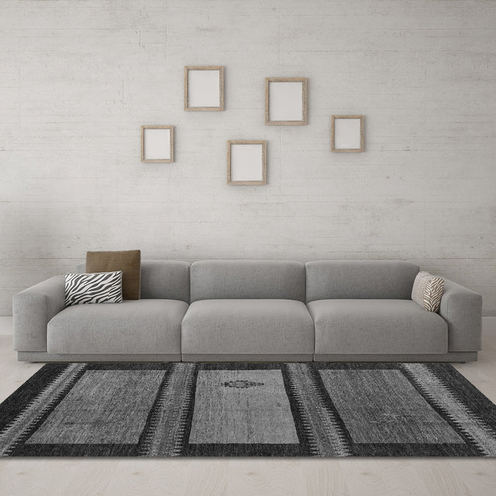 Machine Washable Abstract Gray Modern Rug in a Living Room,, wshabs4667gry