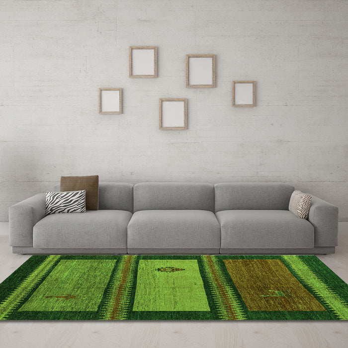 Machine Washable Abstract Green Modern Area Rugs in a Living Room,, wshabs4667grn