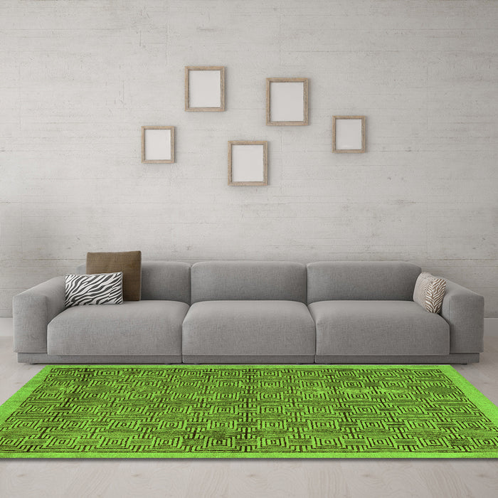 Machine Washable Abstract Green Modern Area Rugs in a Living Room,, wshabs4673grn