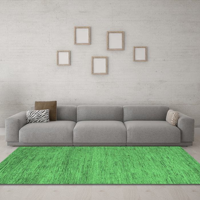 Machine Washable Abstract Emerald Green Modern Area Rugs in a Living Room,, wshabs4678emgrn