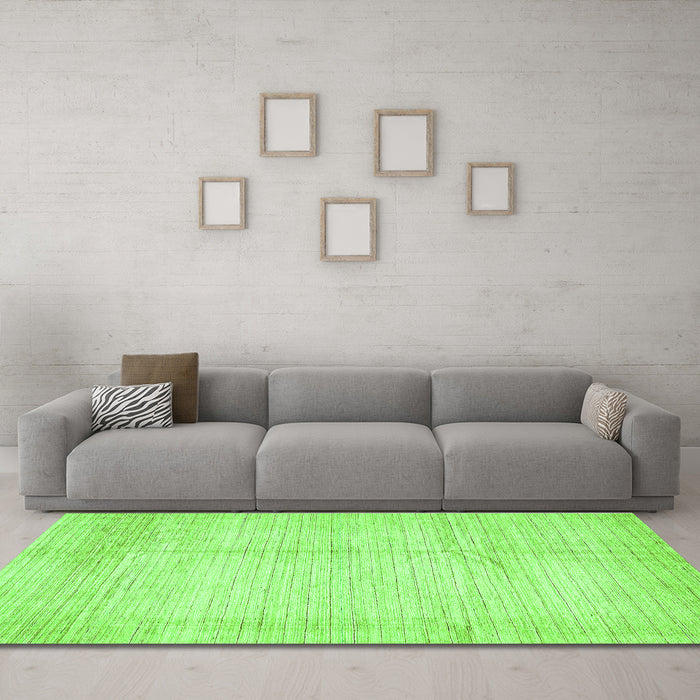 Machine Washable Solid Green Modern Area Rugs in a Living Room,, wshabs467grn