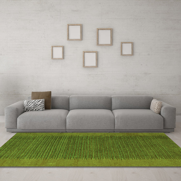Machine Washable Abstract Green Modern Area Rugs in a Living Room,, wshabs4680grn