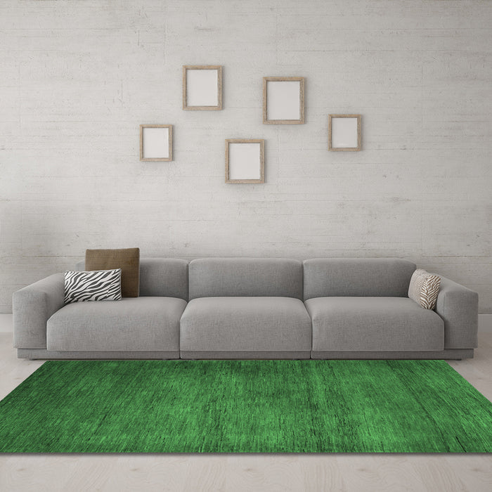 Machine Washable Abstract Emerald Green Modern Area Rugs in a Living Room,, wshabs4693emgrn