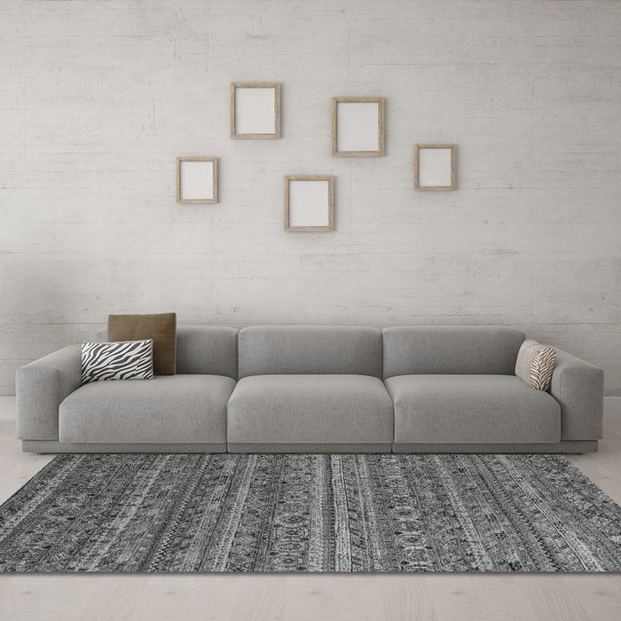 Machine Washable Abstract Gray Modern Rug in a Living Room,, wshabs4703gry