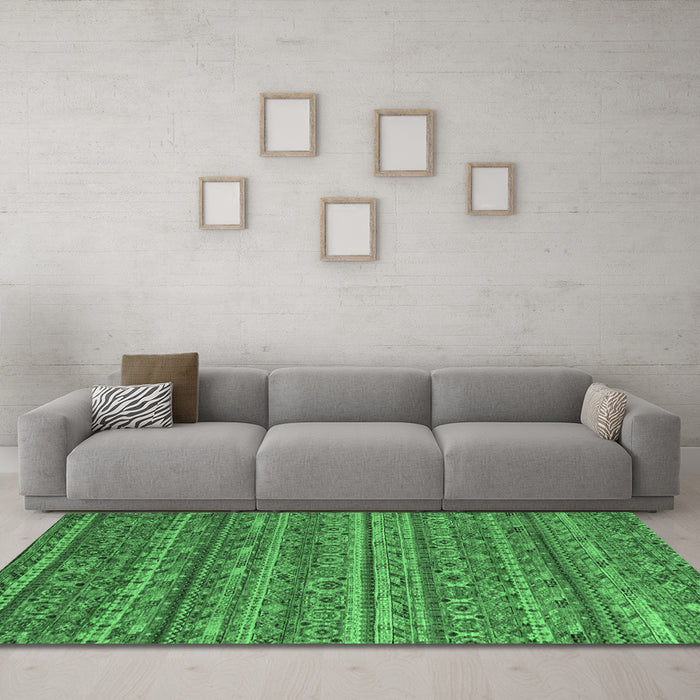 Machine Washable Abstract Emerald Green Modern Area Rugs in a Living Room,, wshabs4703emgrn