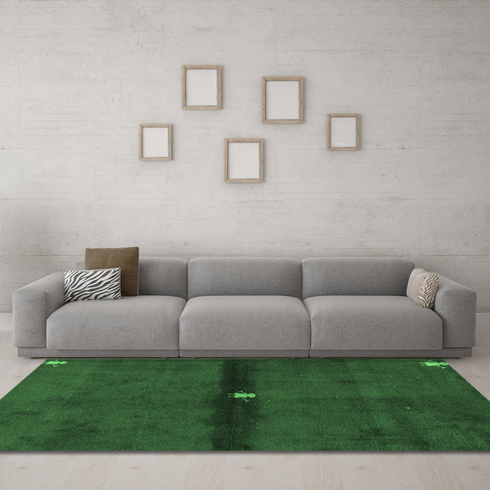 Machine Washable Abstract Emerald Green Modern Area Rugs in a Living Room,, wshabs4708emgrn