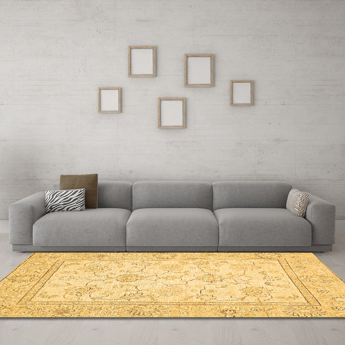 Machine Washable Oriental Brown Traditional Rug in a Living Room,, wshabs472brn