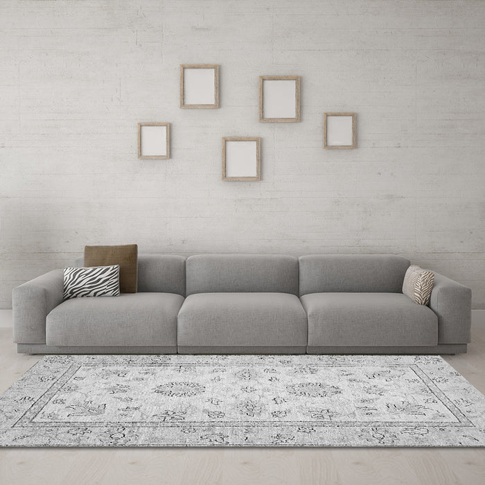 Machine Washable Oriental Gray Traditional Rug in a Living Room,, wshabs474gry