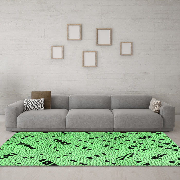 Machine Washable Solid Emerald Green Modern Area Rugs in a Living Room,, wshabs4750emgrn