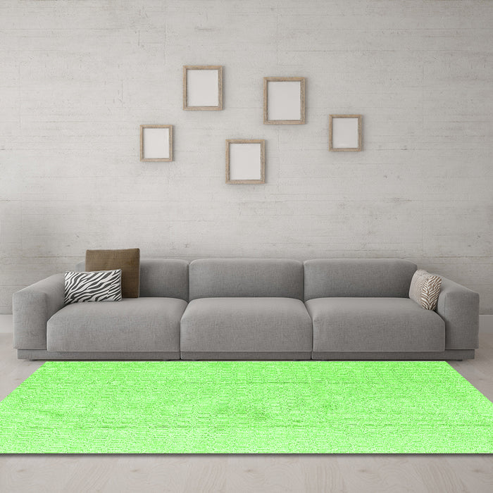 Machine Washable Abstract Green Modern Area Rugs in a Living Room,, wshabs4758grn