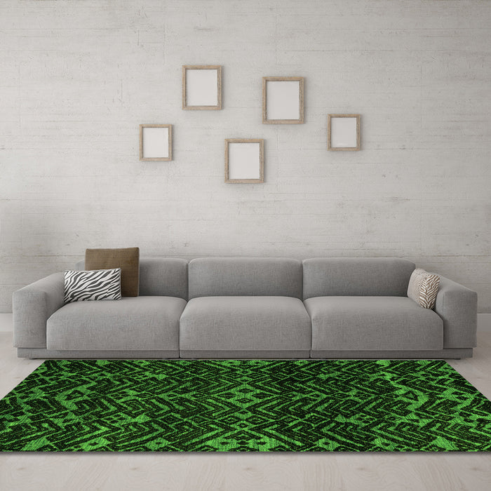 Machine Washable Oriental Green Modern Area Rugs in a Living Room,, wshabs4773grn