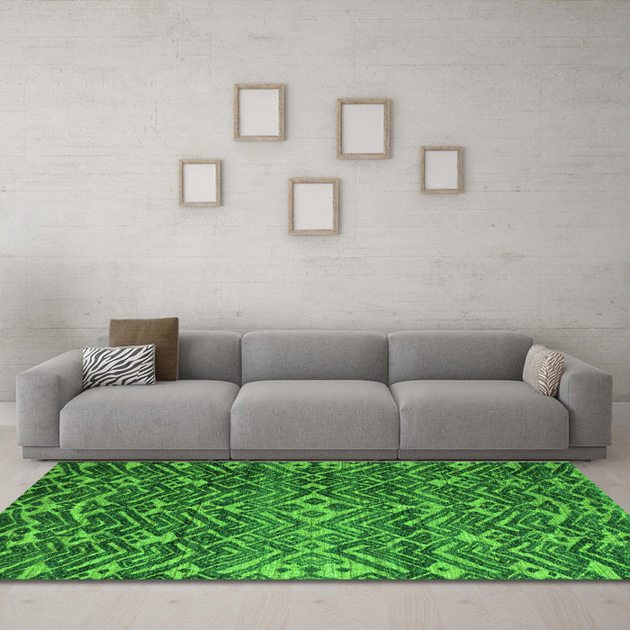 Machine Washable Abstract Green Modern Area Rugs in a Living Room,, wshabs4774grn