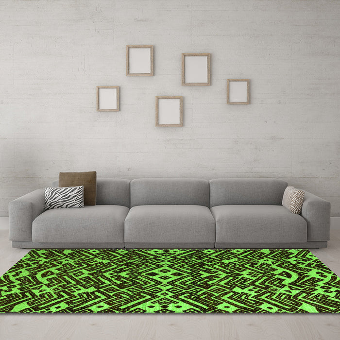 Machine Washable Abstract Green Modern Area Rugs in a Living Room,, wshabs4789grn