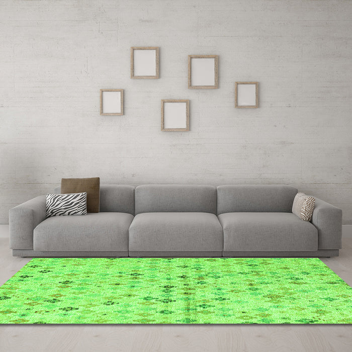 Machine Washable Abstract Green Modern Area Rugs in a Living Room,, wshabs4793grn