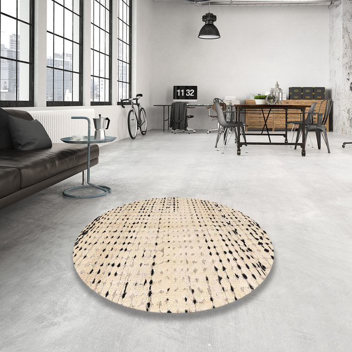Round Abstract Camel Brown Solid Rug in a Office, abs4796