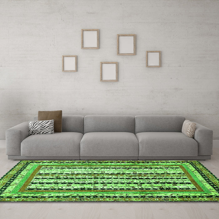 Machine Washable Abstract Green Modern Area Rugs in a Living Room,, wshabs479grn