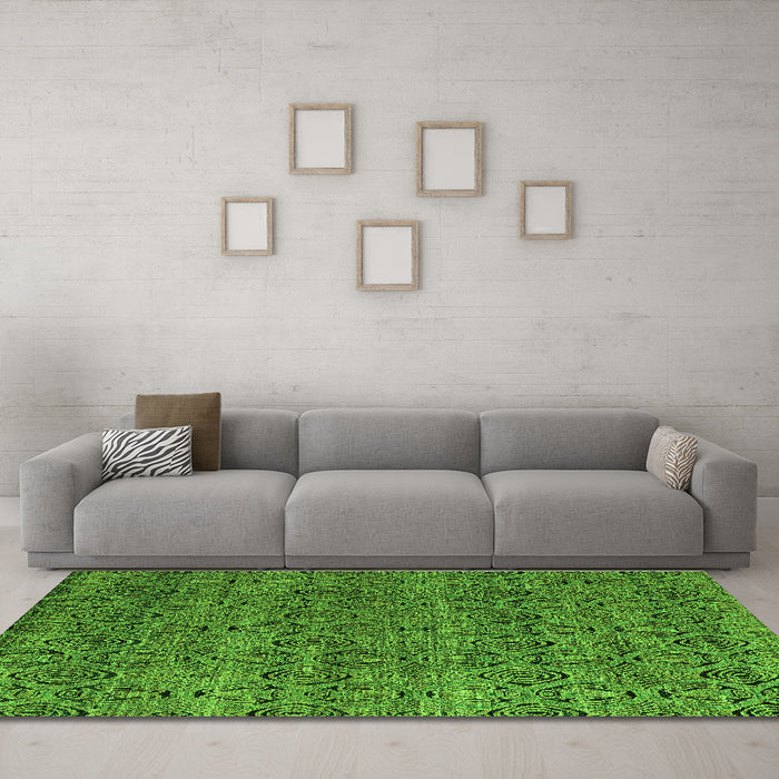 Machine Washable Abstract Green Modern Area Rugs in a Living Room,, wshabs4800grn