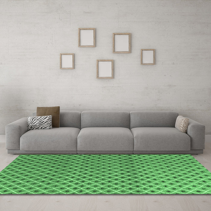 Machine Washable Abstract Emerald Green Modern Area Rugs in a Living Room,, wshabs4811emgrn