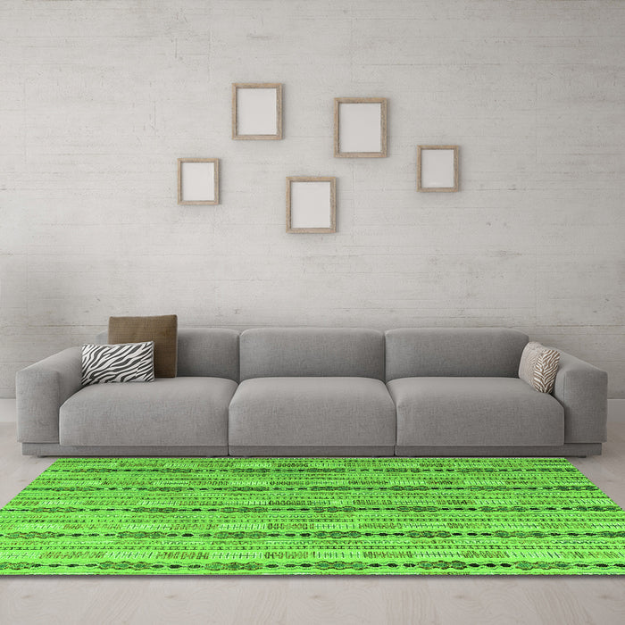 Machine Washable Abstract Green Modern Area Rugs in a Living Room,, wshabs4813grn