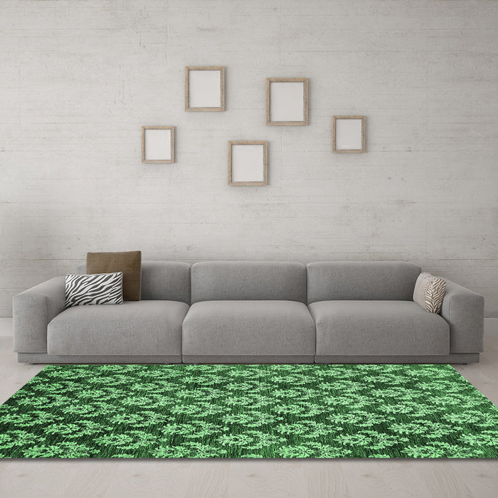 Machine Washable Abstract Emerald Green Modern Area Rugs in a Living Room,, wshabs481emgrn
