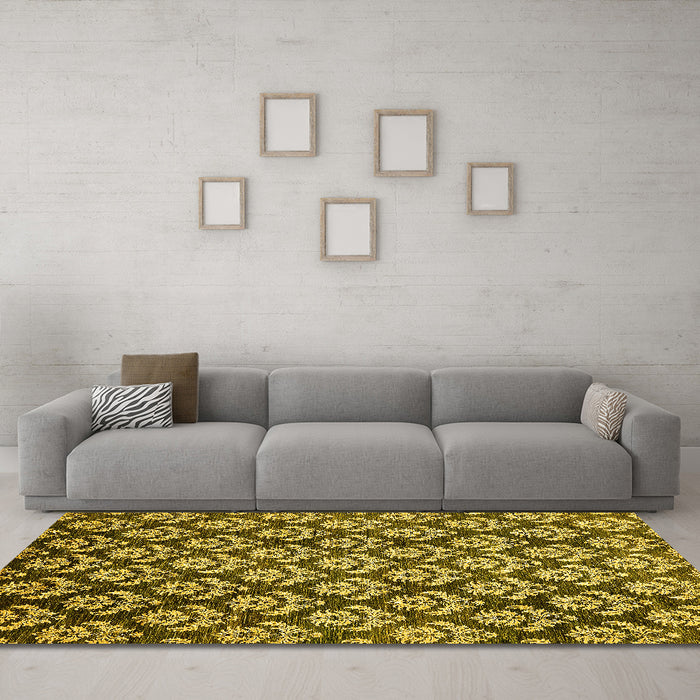 Machine Washable Abstract Yellow Modern Rug in a Living Room, wshabs481yw