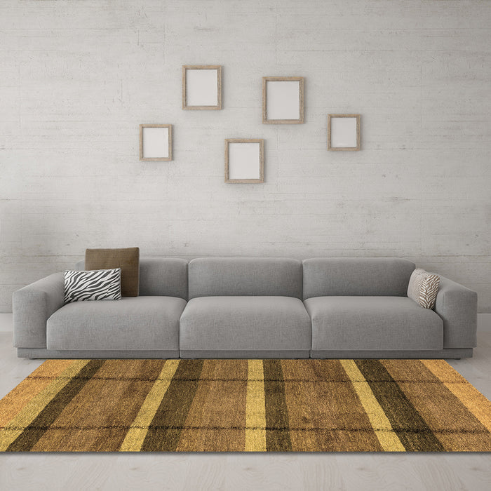 Machine Washable Abstract Brown Modern Rug in a Living Room,, wshabs4821brn