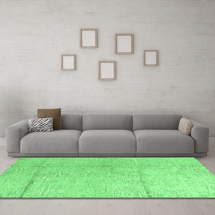 Machine Washable Abstract Emerald Green Modern Area Rugs in a Living Room,, wshabs4822emgrn