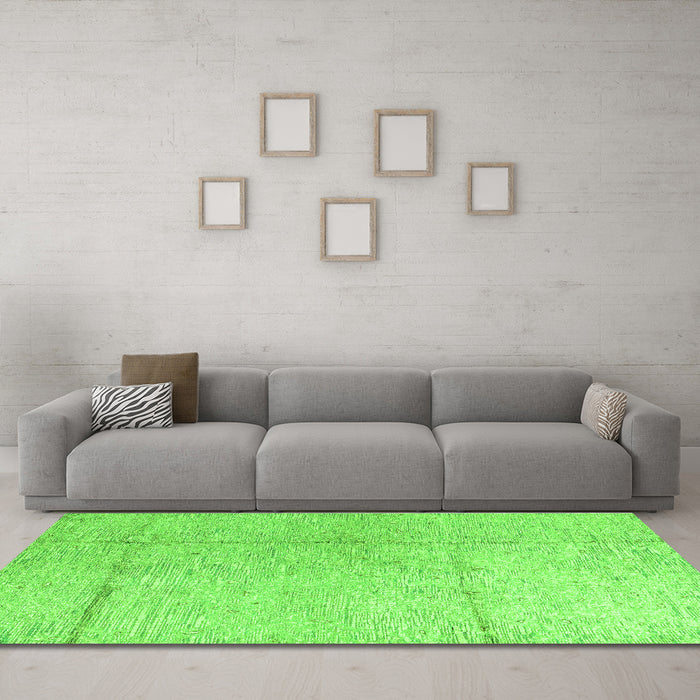 Machine Washable Abstract Green Modern Area Rugs in a Living Room,, wshabs4822grn