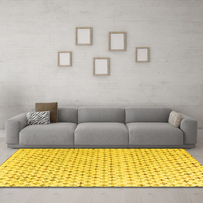 Machine Washable Abstract Yellow Modern Rug in a Living Room, wshabs4825yw