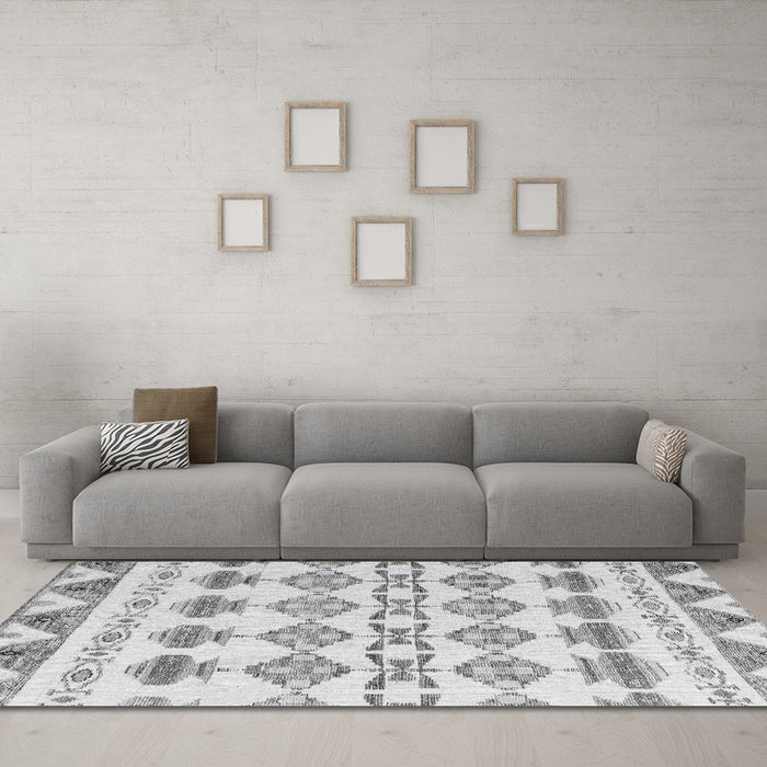Machine Washable Abstract Gray Modern Rug in a Living Room,, wshabs4826gry