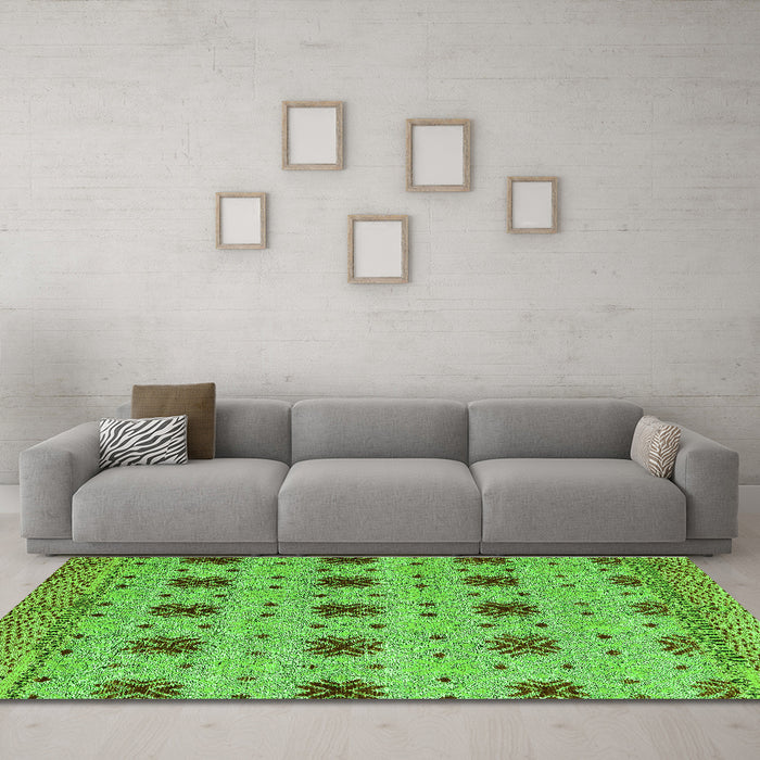 Machine Washable Abstract Green Modern Area Rugs in a Living Room,, wshabs4829grn