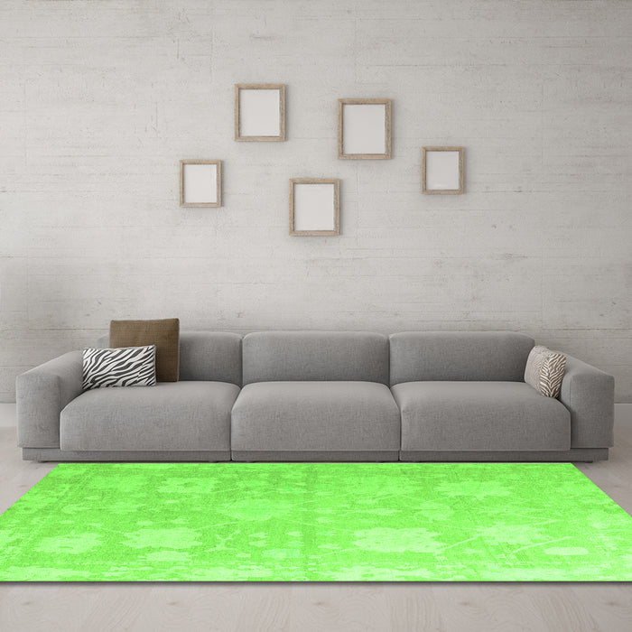 Machine Washable Abstract Green Modern Area Rugs in a Living Room,, wshabs4835grn