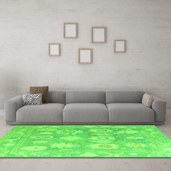 Machine Washable Abstract Green Modern Area Rugs in a Living Room,, wshabs4836grn