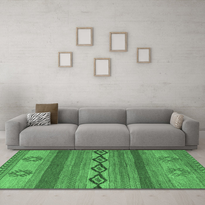 Machine Washable Abstract Emerald Green Modern Area Rugs in a Living Room,, wshabs4845emgrn