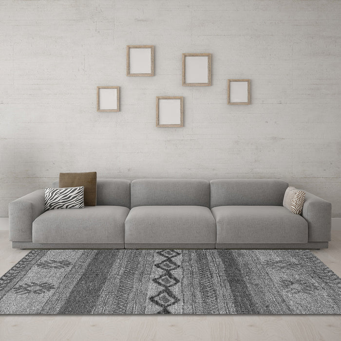 Machine Washable Abstract Gray Modern Rug in a Living Room,, wshabs4845gry