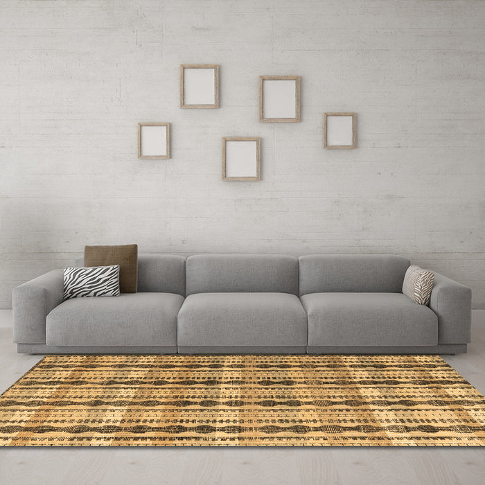 Machine Washable Abstract Brown Modern Rug in a Living Room,, wshabs4850brn