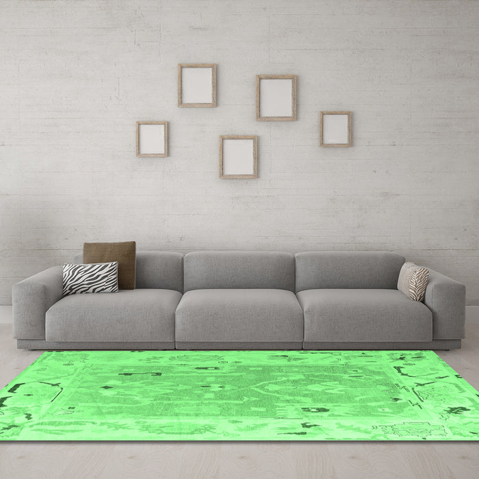Machine Washable Oriental Emerald Green Traditional Area Rugs in a Living Room,, wshabs4857emgrn