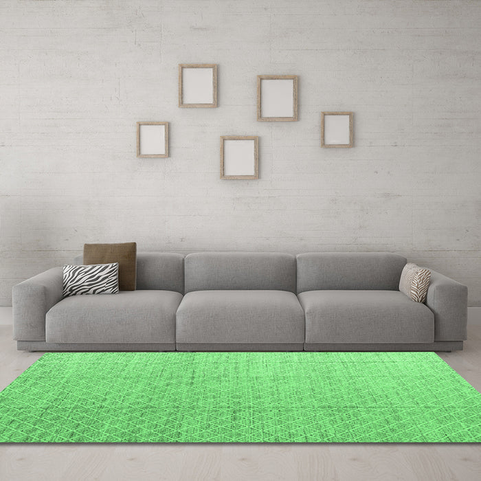 Machine Washable Solid Emerald Green Modern Area Rugs in a Living Room,, wshabs4864emgrn