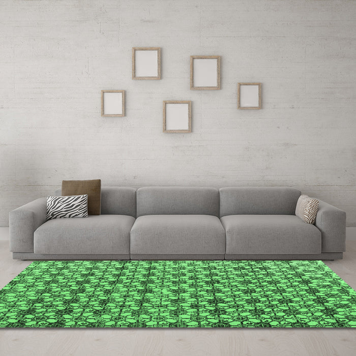 Machine Washable Abstract Emerald Green Modern Area Rugs in a Living Room,, wshabs4868emgrn