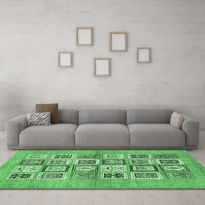 Machine Washable Abstract Emerald Green Modern Area Rugs in a Living Room,, wshabs486emgrn
