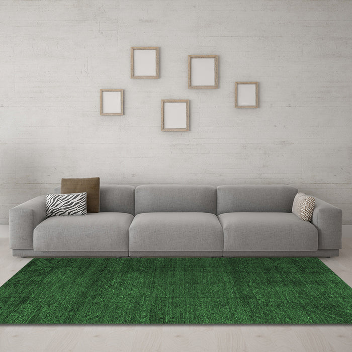 Machine Washable Abstract Emerald Green Modern Area Rugs in a Living Room,, wshabs4870emgrn