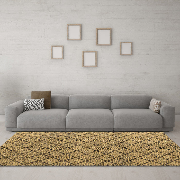 Machine Washable Abstract Brown Modern Rug in a Living Room,, wshabs4874brn
