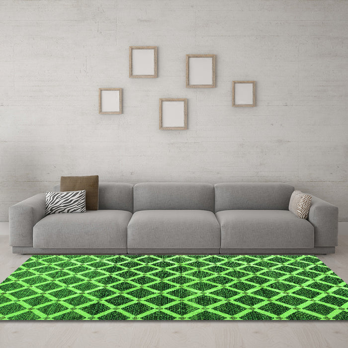 Machine Washable Abstract Green Modern Area Rugs in a Living Room,, wshabs4875grn