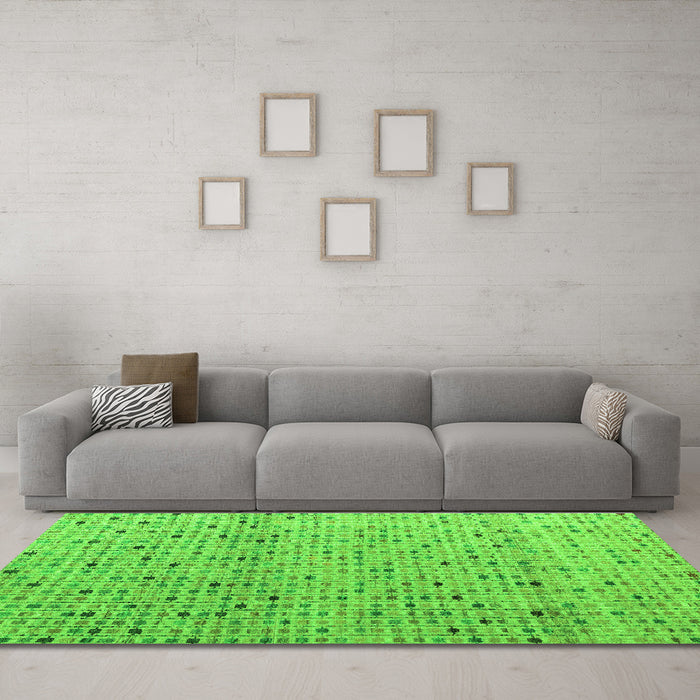 Machine Washable Abstract Green Modern Area Rugs in a Living Room,, wshabs4883grn